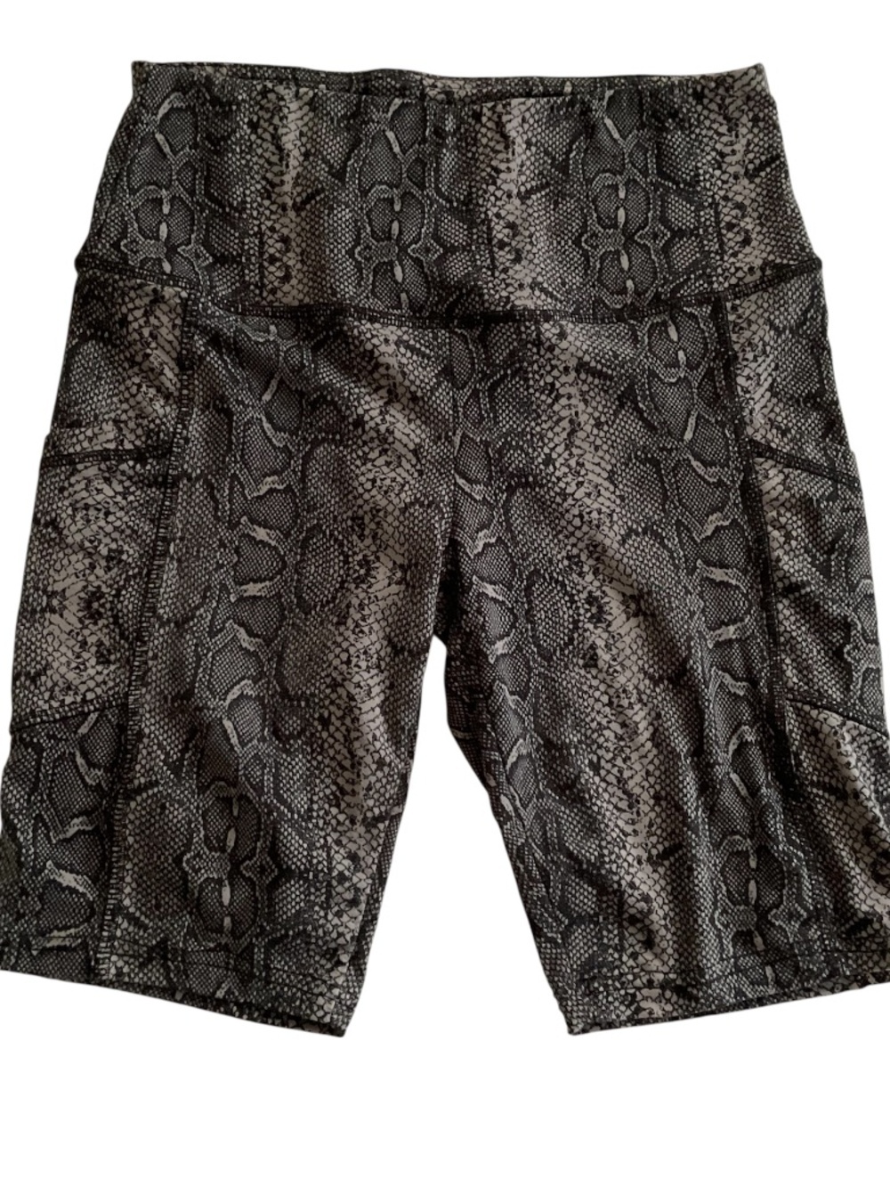 Snakeskin Print Biker Shorts Sz M Gray High Waist Pockets Gorpcore Athleisure